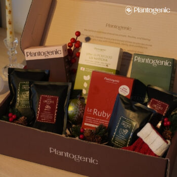 Sip & Treat Holiday Set เครื่องดื่ม 4 กล่อง พร้อมกรุ้กกี้